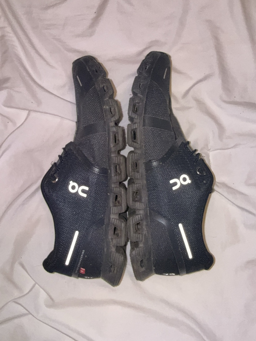 Womens 10.5/Men’s 8.5 On Running Cloud Athletic Shoes - Black